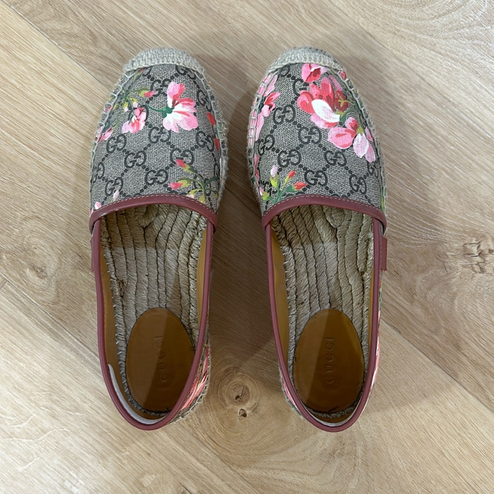 Gucci Blooms Print Whipstitch Trim Espadrilles - Used